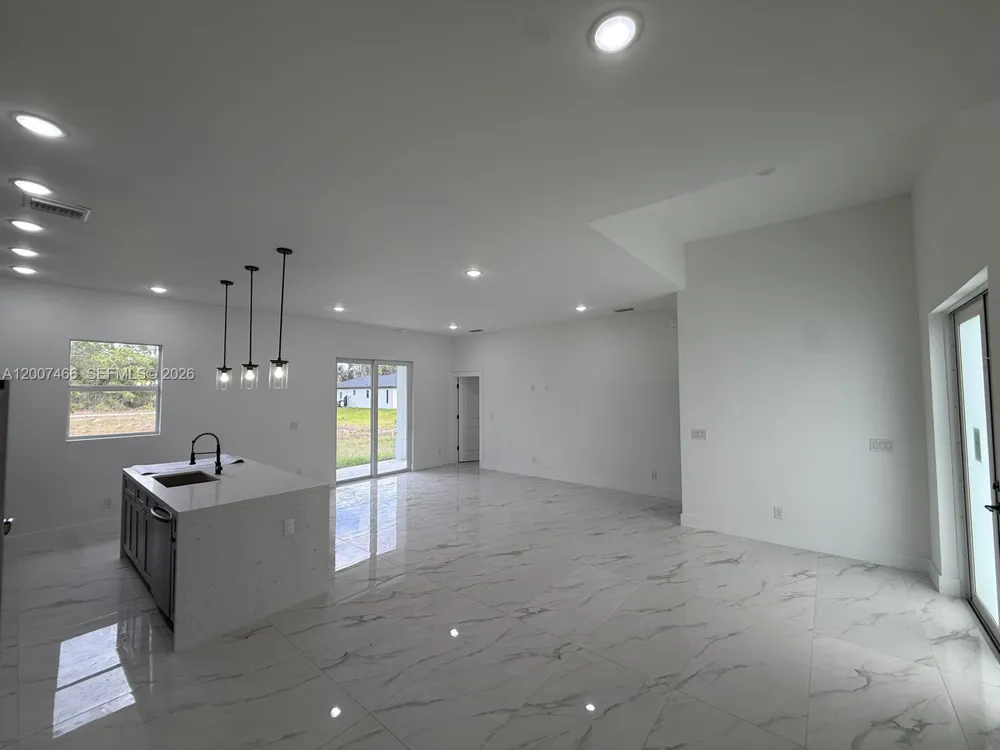 1089 EISENHOWER BLVD #1089 Lehigh Acres, FL 33974