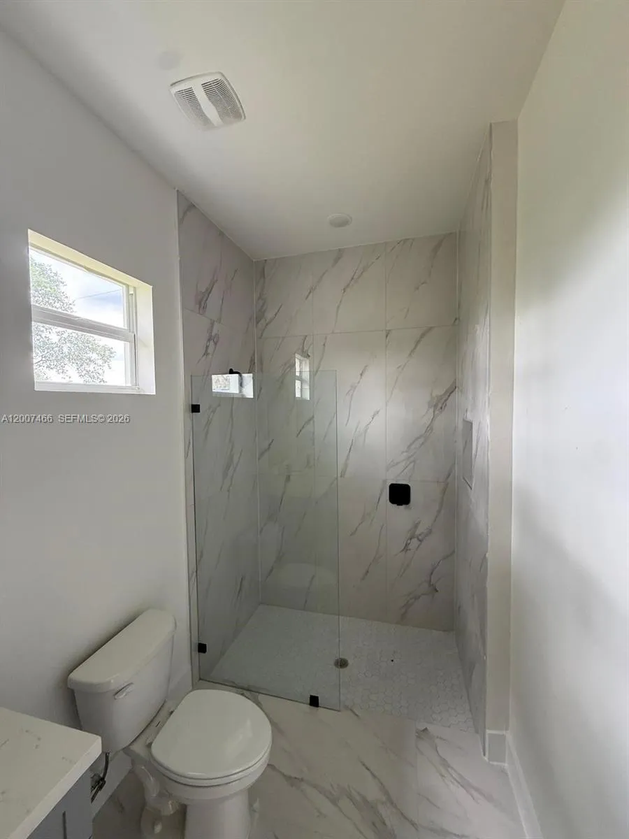 1089 EISENHOWER BLVD #1089 Lehigh Acres, FL 33974