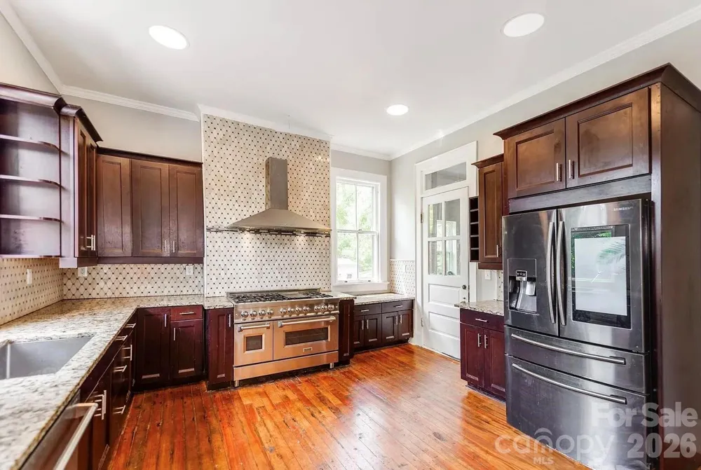 128 W End Street Chester, SC 29706