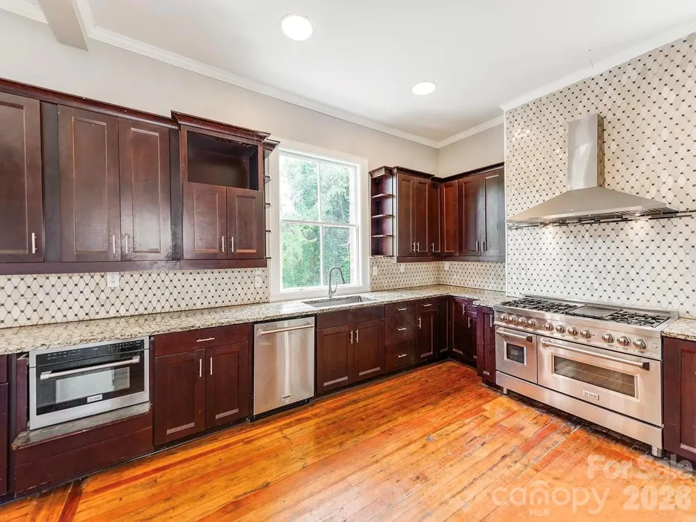 128 W End Street Chester, SC 29706