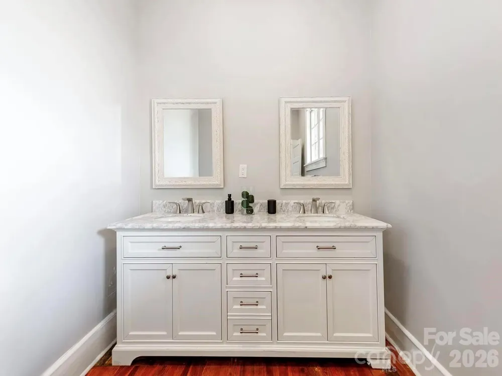 128 W End Street Chester, SC 29706