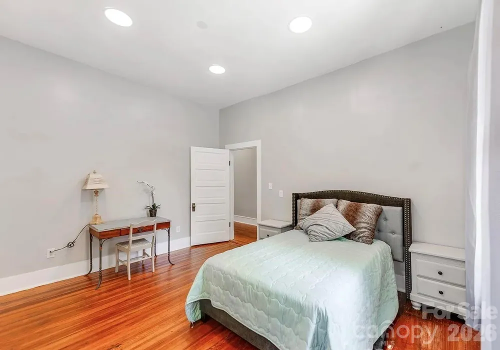 128 W End Street Chester, SC 29706
