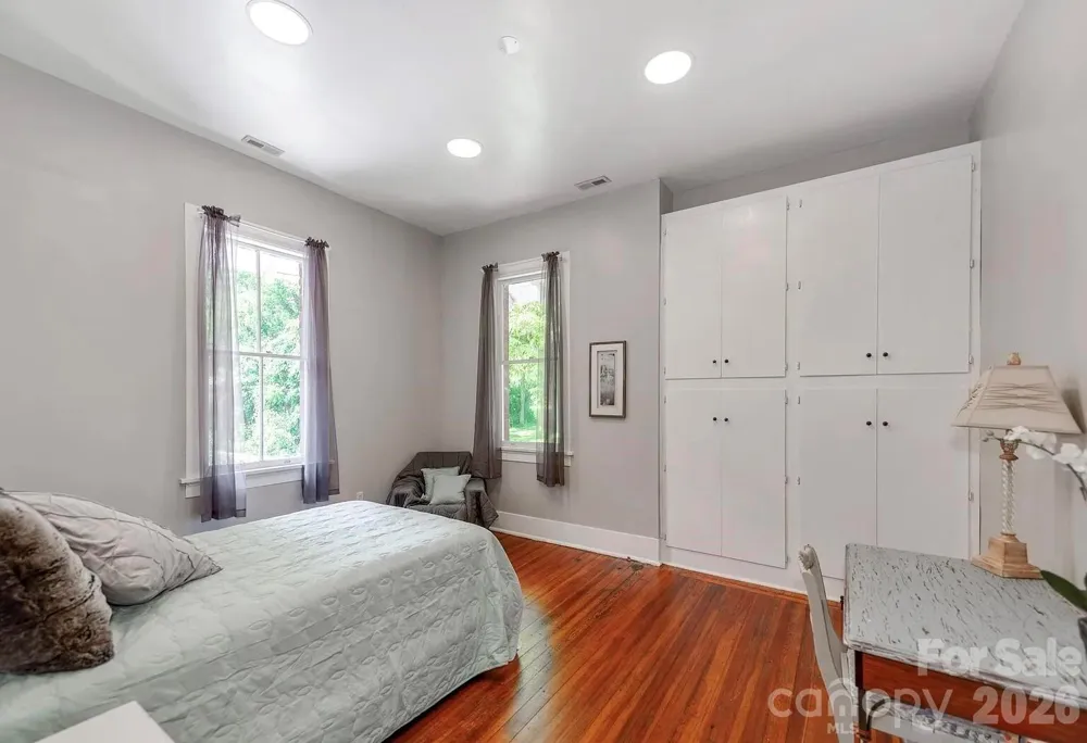 128 W End Street Chester, SC 29706