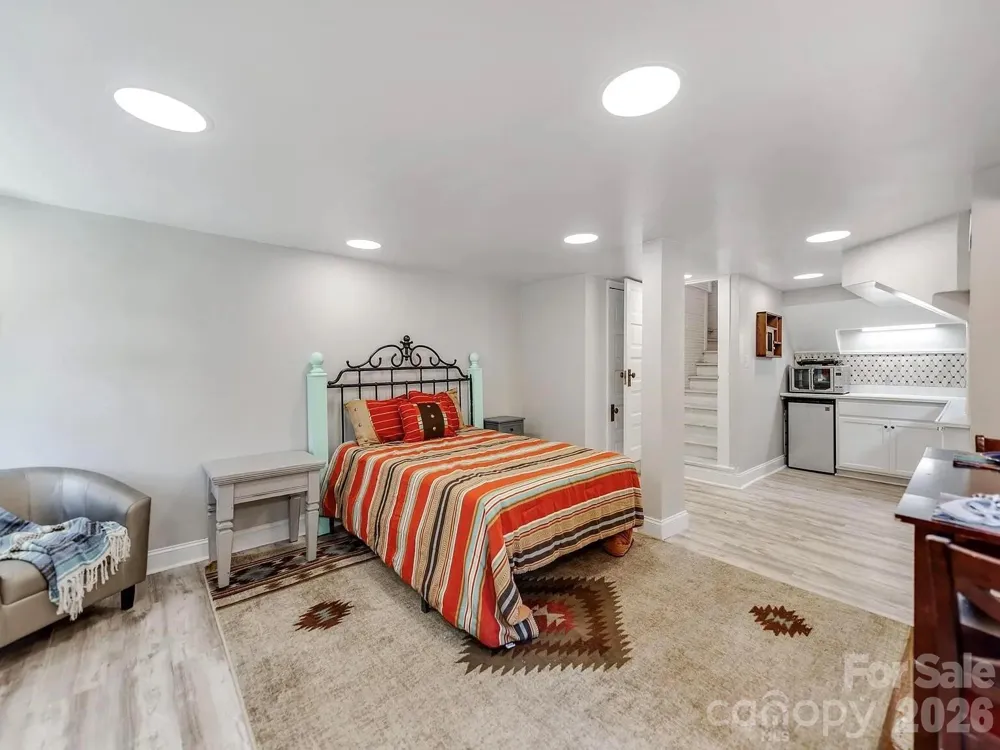 128 W End Street Chester, SC 29706