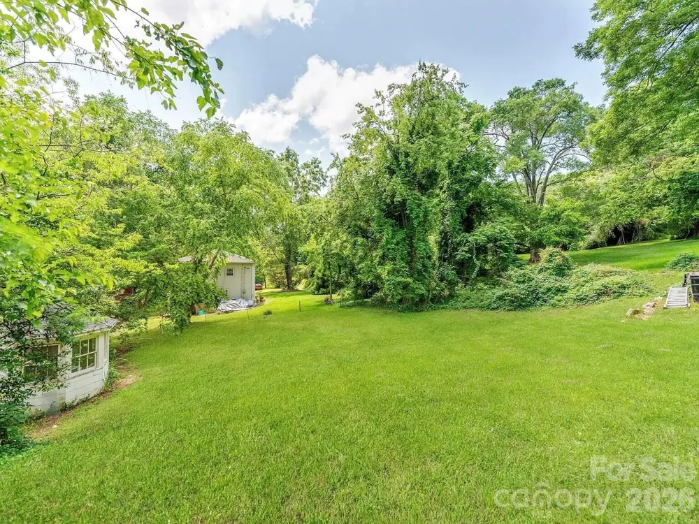128 W End Street Chester, SC 29706