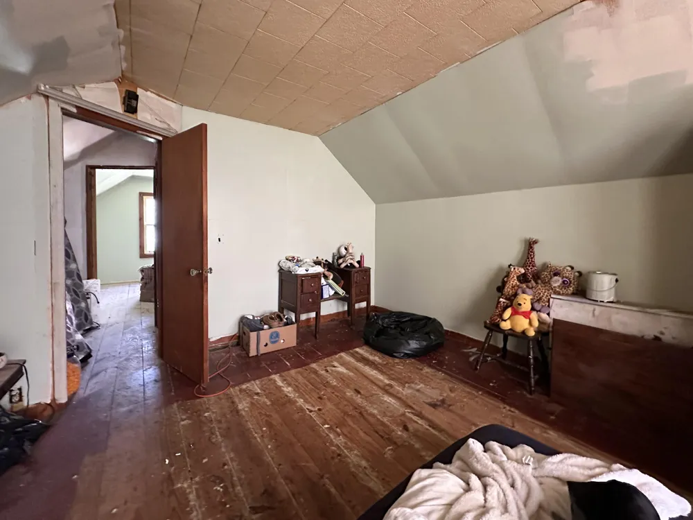 56896 Sunnyside Avenue Cassopolis, MI 49031