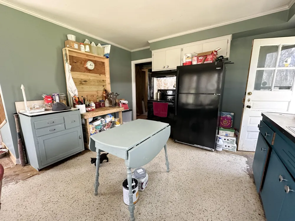 56896 Sunnyside Avenue Cassopolis, MI 49031