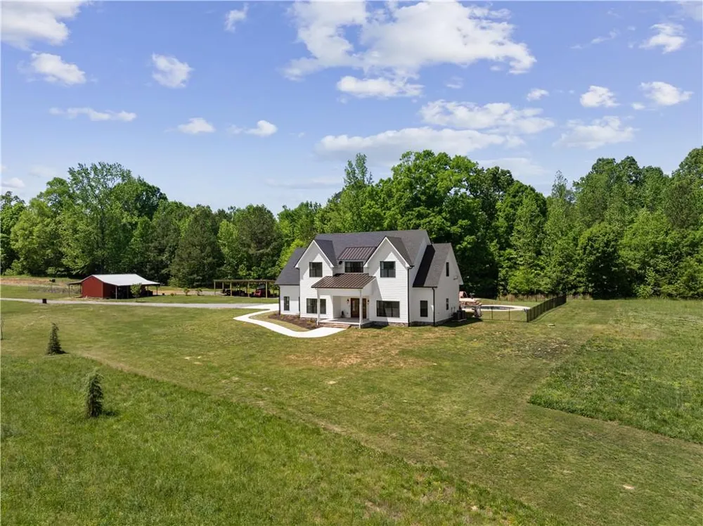 876 Cline Road Resaca, GA 30735