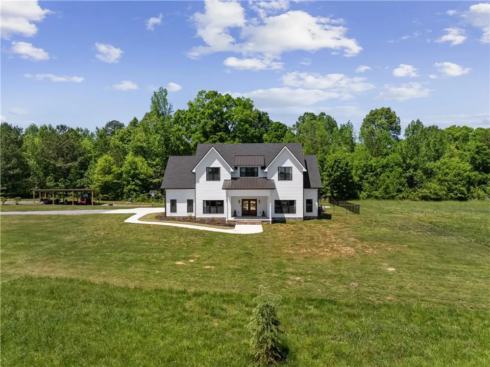 876 Cline Road Resaca, GA 30735