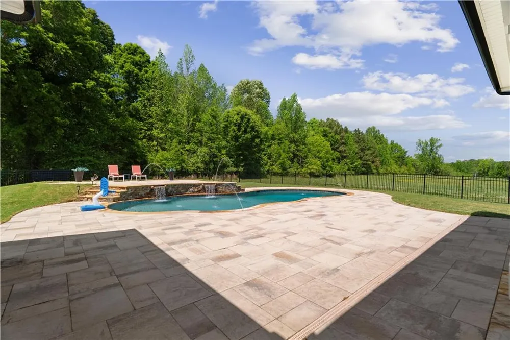 876 Cline Road Resaca, GA 30735