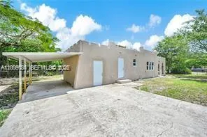 1301 Sharar Ave