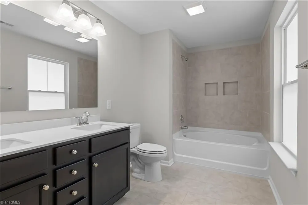 4462 Wesmar Drive Pfafftown, NC 27040
