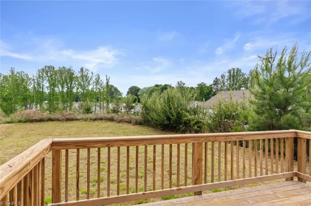 4462 Wesmar Drive Pfafftown, NC 27040