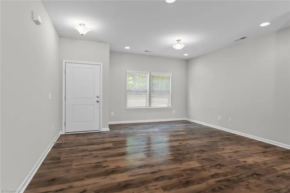 4462 Wesmar Drive Pfafftown, NC 27040