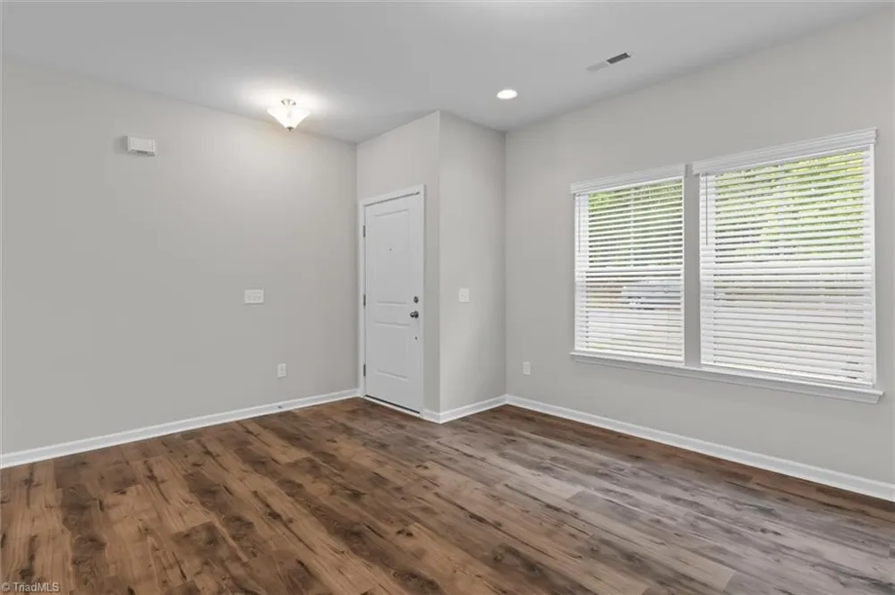 4462 Wesmar Drive Pfafftown, NC 27040