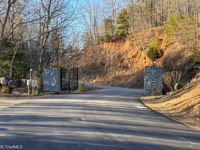 Lot 19 Longview Bluffs Boomer, NC 28606