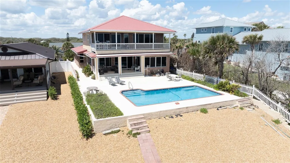 1413 ATLANTIC AVENUE New Smyrna Beach, FL 32169