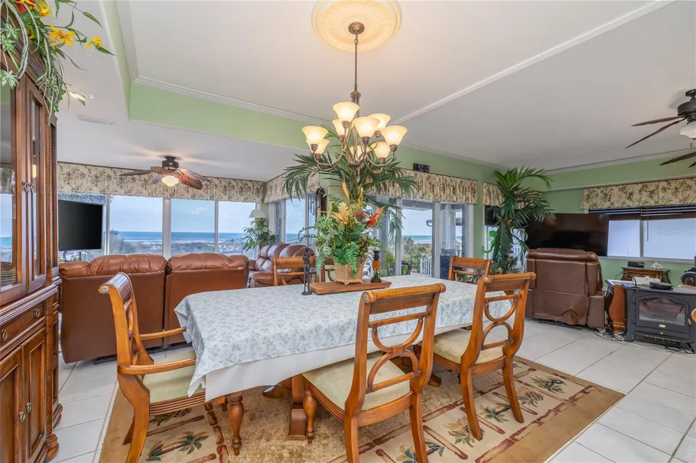 1413 ATLANTIC AVENUE New Smyrna Beach, FL 32169
