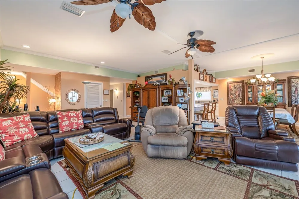 1413 ATLANTIC AVENUE New Smyrna Beach, FL 32169