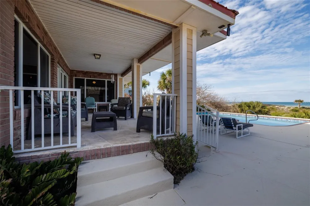 1413 ATLANTIC AVENUE New Smyrna Beach, FL 32169