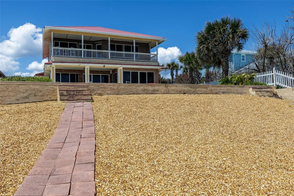 1413 ATLANTIC AVENUE New Smyrna Beach, FL 32169