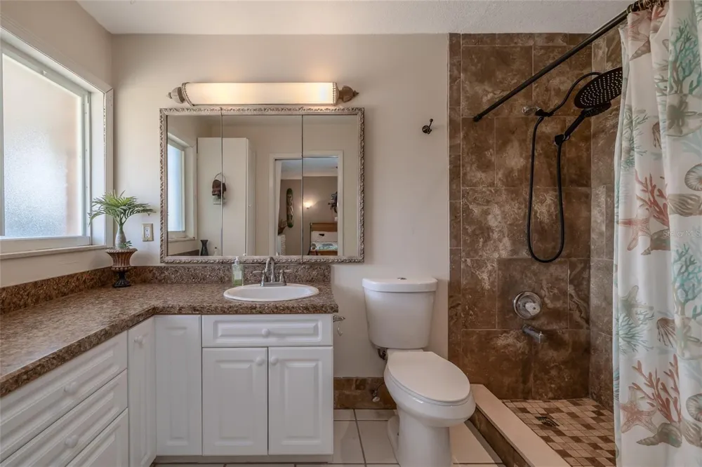 1413 ATLANTIC AVENUE New Smyrna Beach, FL 32169