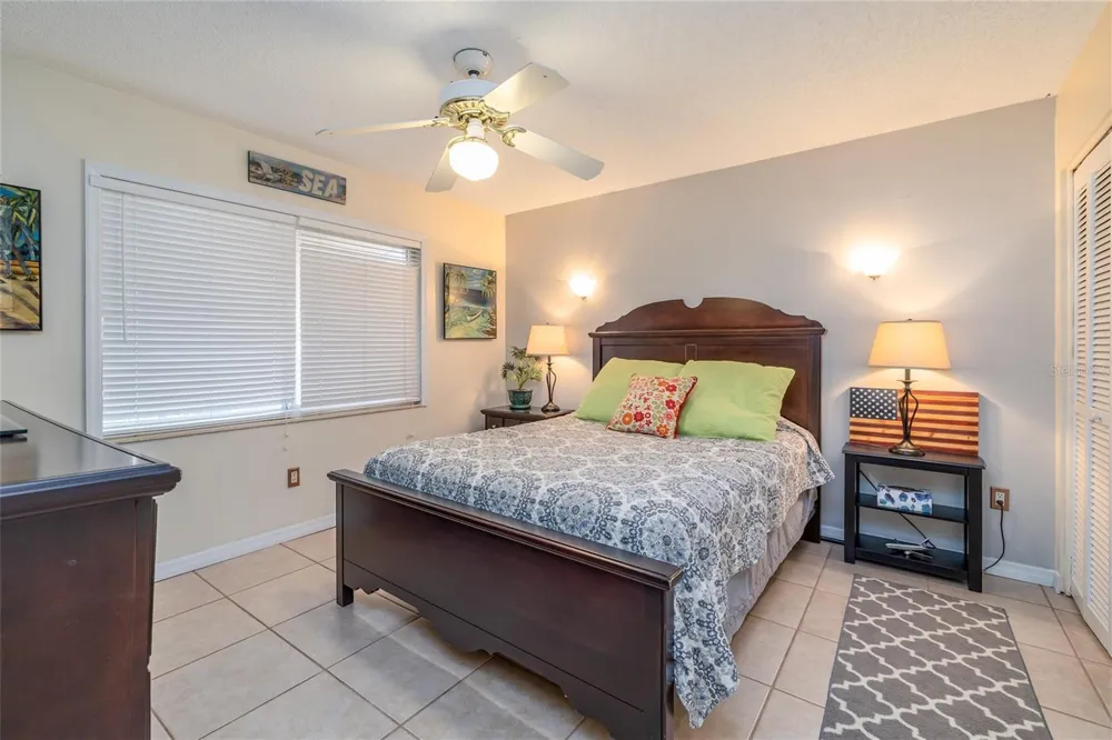 1413 ATLANTIC AVENUE New Smyrna Beach, FL 32169