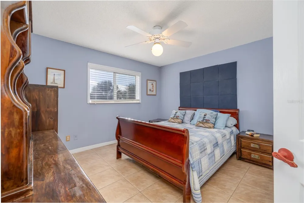 1413 ATLANTIC AVENUE New Smyrna Beach, FL 32169