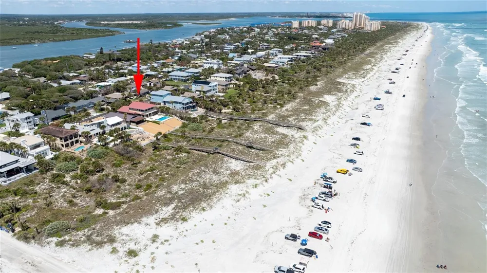 1413 ATLANTIC AVENUE New Smyrna Beach, FL 32169