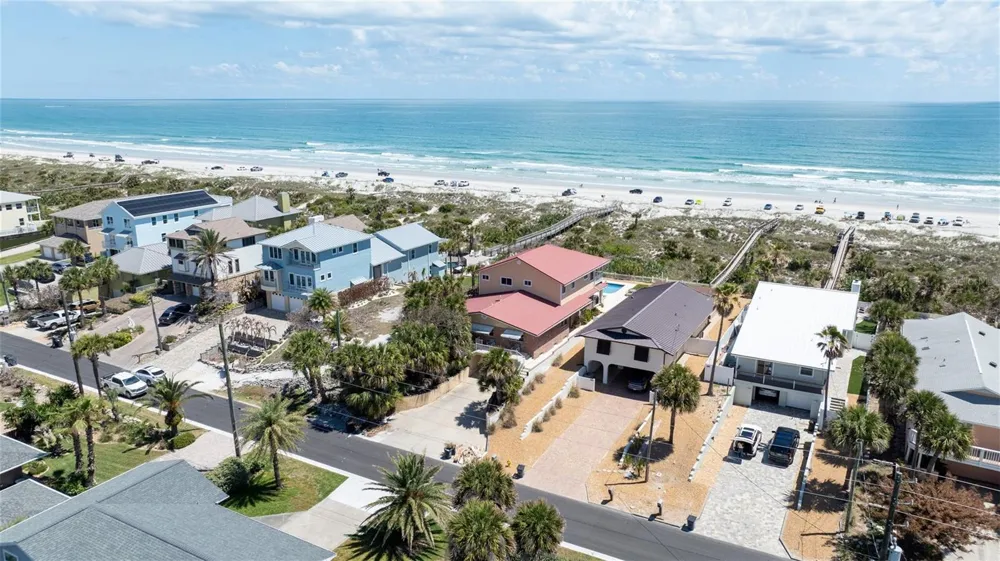1413 ATLANTIC AVENUE New Smyrna Beach, FL 32169