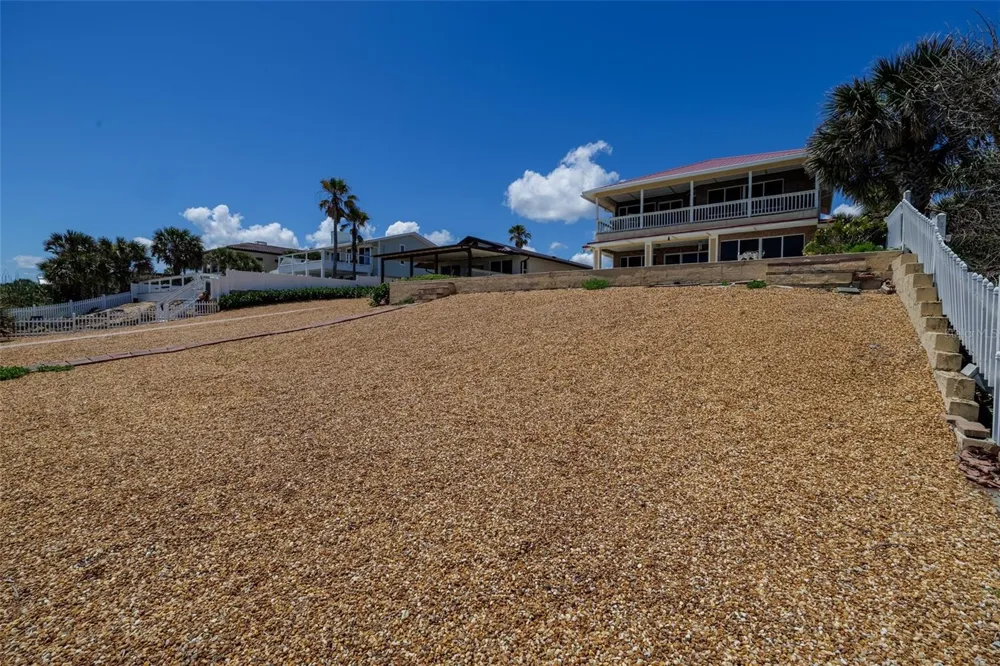 1413 ATLANTIC AVENUE New Smyrna Beach, FL 32169