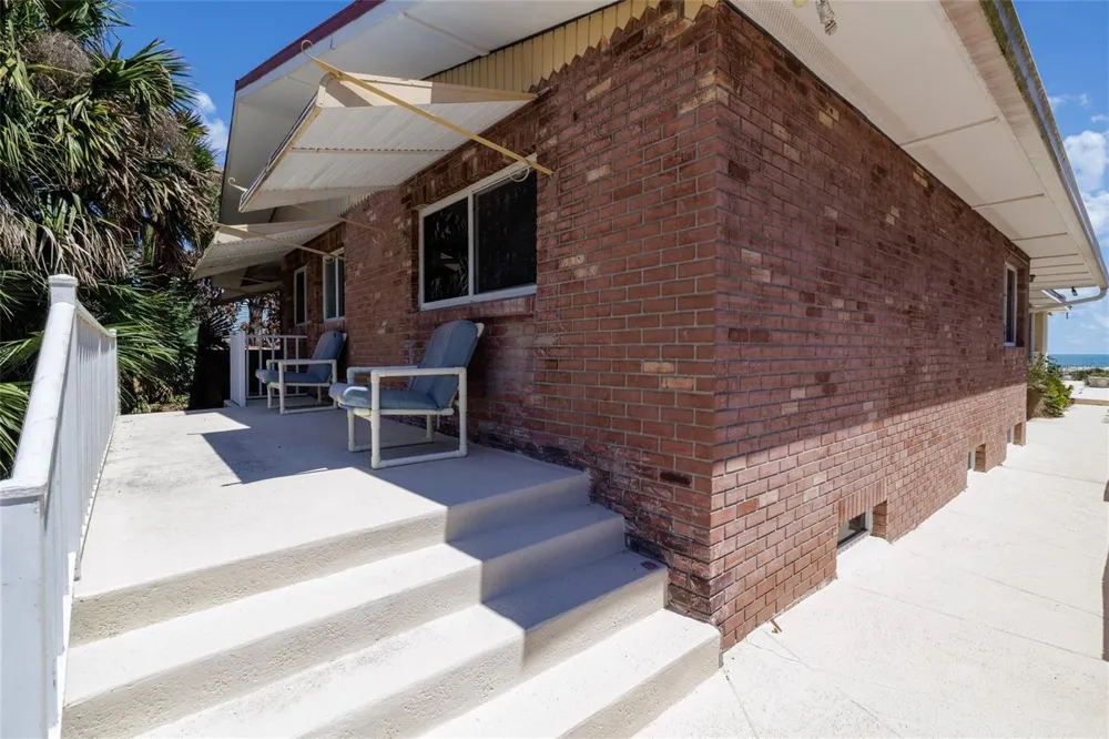1413 ATLANTIC AVENUE New Smyrna Beach, FL 32169