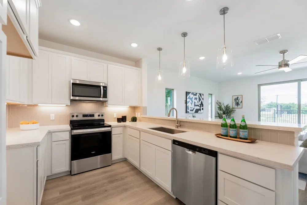 108 Tesla Circle Round Rock, TX 78681