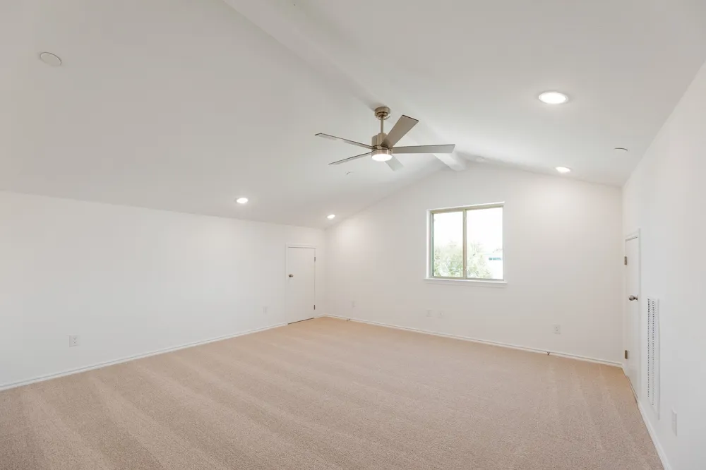 108 Tesla Circle Round Rock, TX 78681