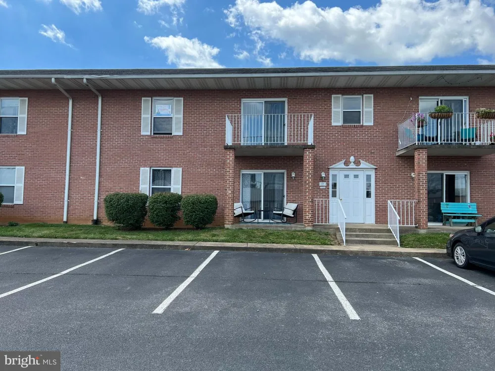 23 TAFT AVENUE #3 Winchester, VA 22601
