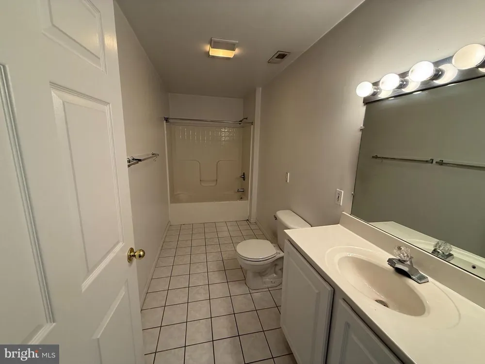 23 TAFT AVENUE #3 Winchester, VA 22601