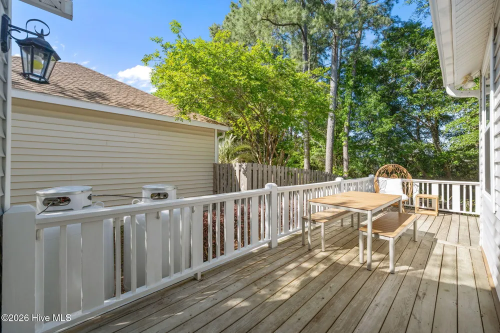 806 Wildflower Drive Holly Ridge, NC 28445