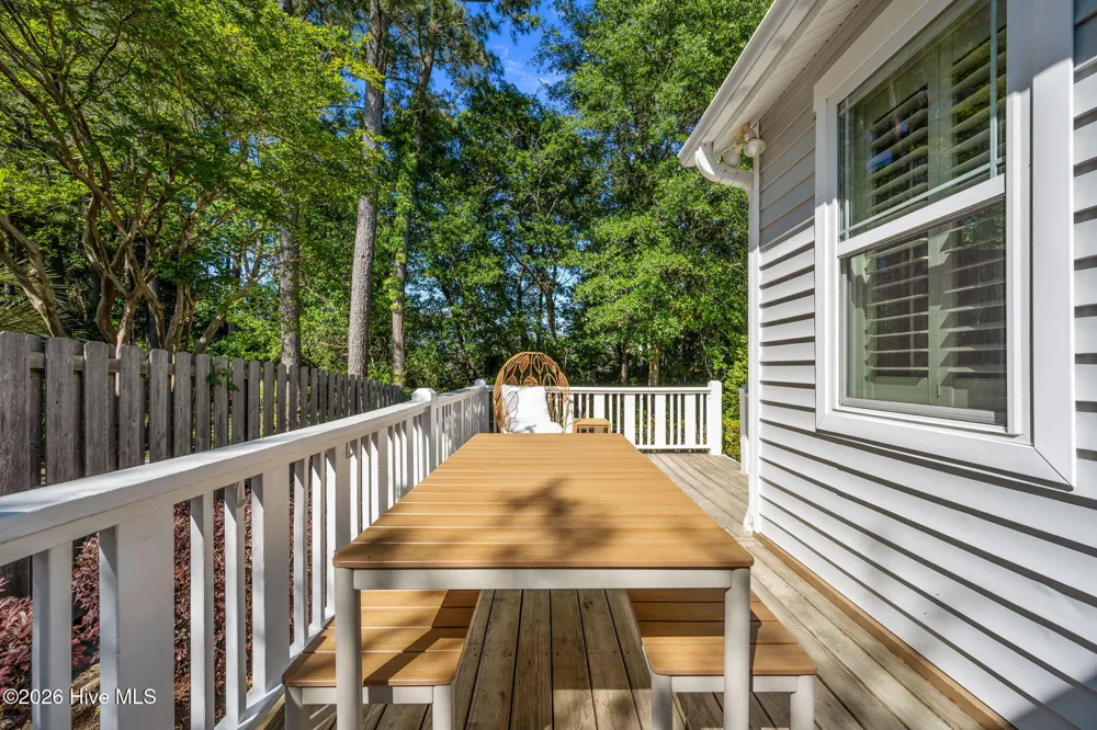 806 Wildflower Drive Holly Ridge, NC 28445