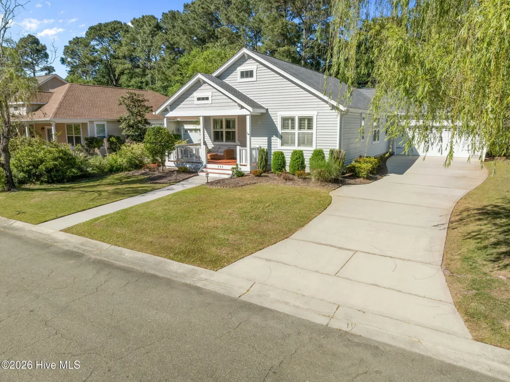 806 Wildflower Drive Holly Ridge, NC 28445