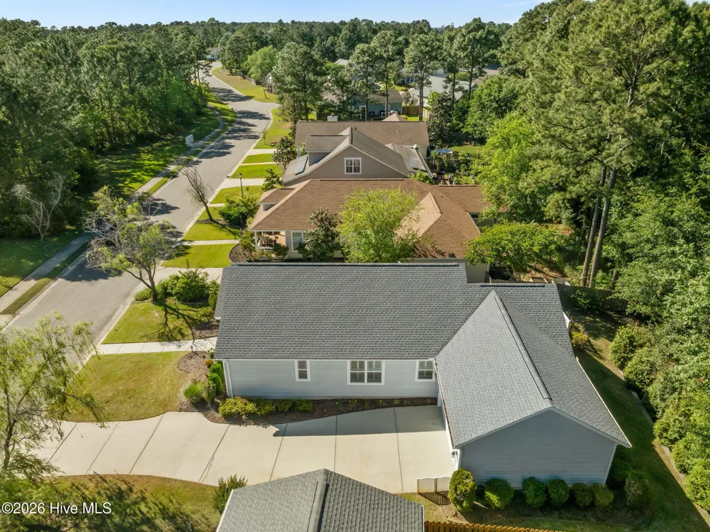 806 Wildflower Drive Holly Ridge, NC 28445