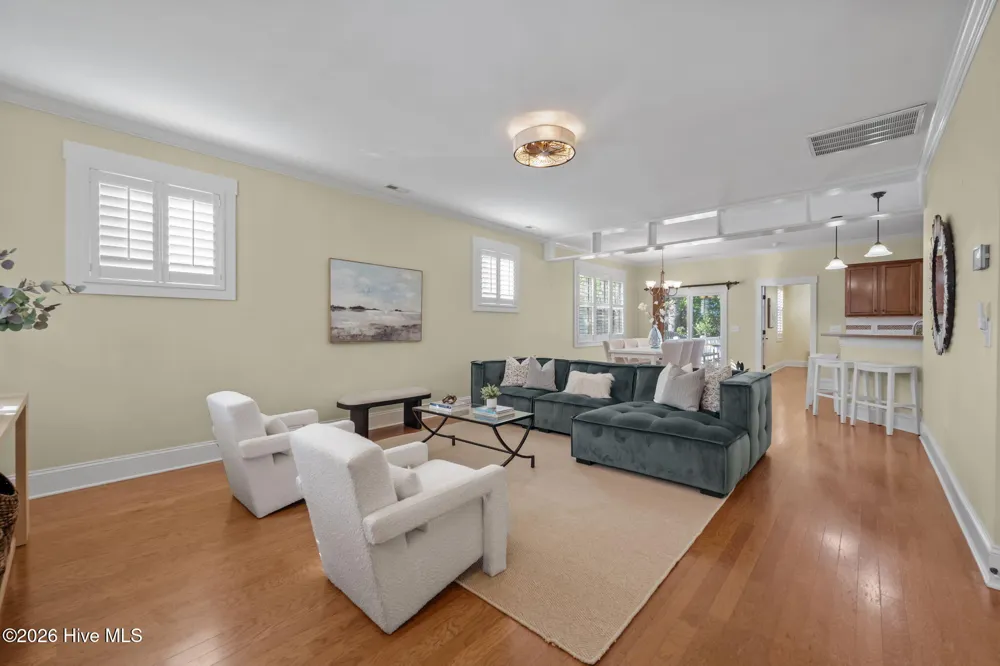 806 Wildflower Drive Holly Ridge, NC 28445
