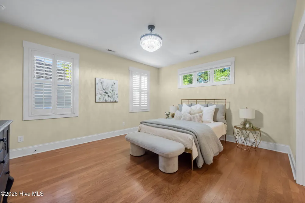 806 Wildflower Drive Holly Ridge, NC 28445