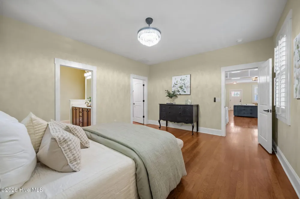 806 Wildflower Drive Holly Ridge, NC 28445