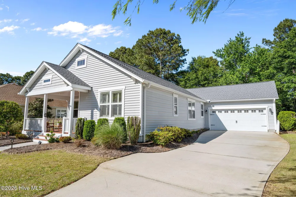 806 Wildflower Drive Holly Ridge, NC 28445
