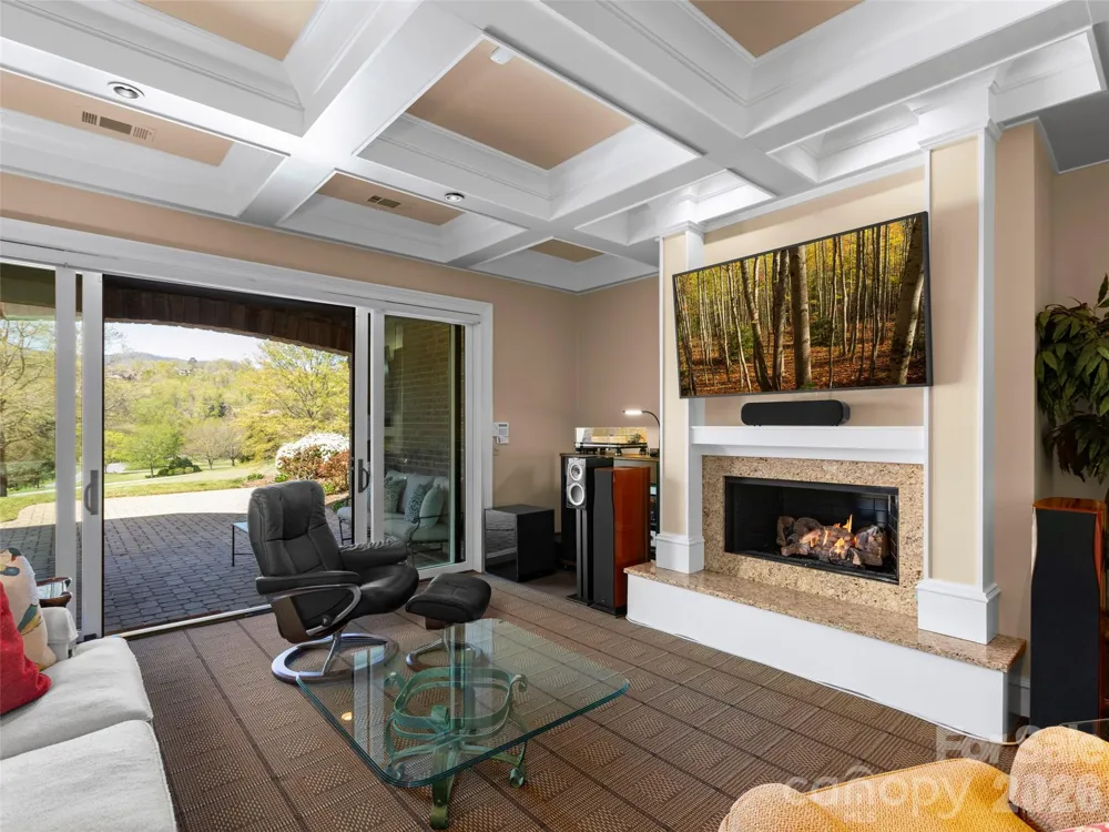 14 Golfside Court Arden, NC 28704