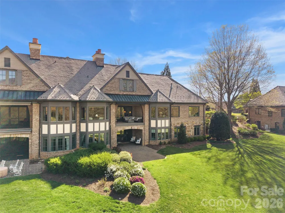 14 Golfside Court Arden, NC 28704