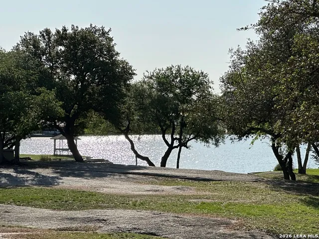 130 E WILLOW DR Granite Shoals, TX 78654