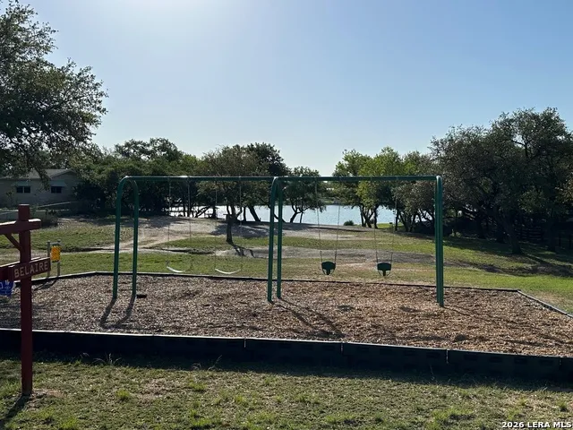130 E WILLOW DR Granite Shoals, TX 78654