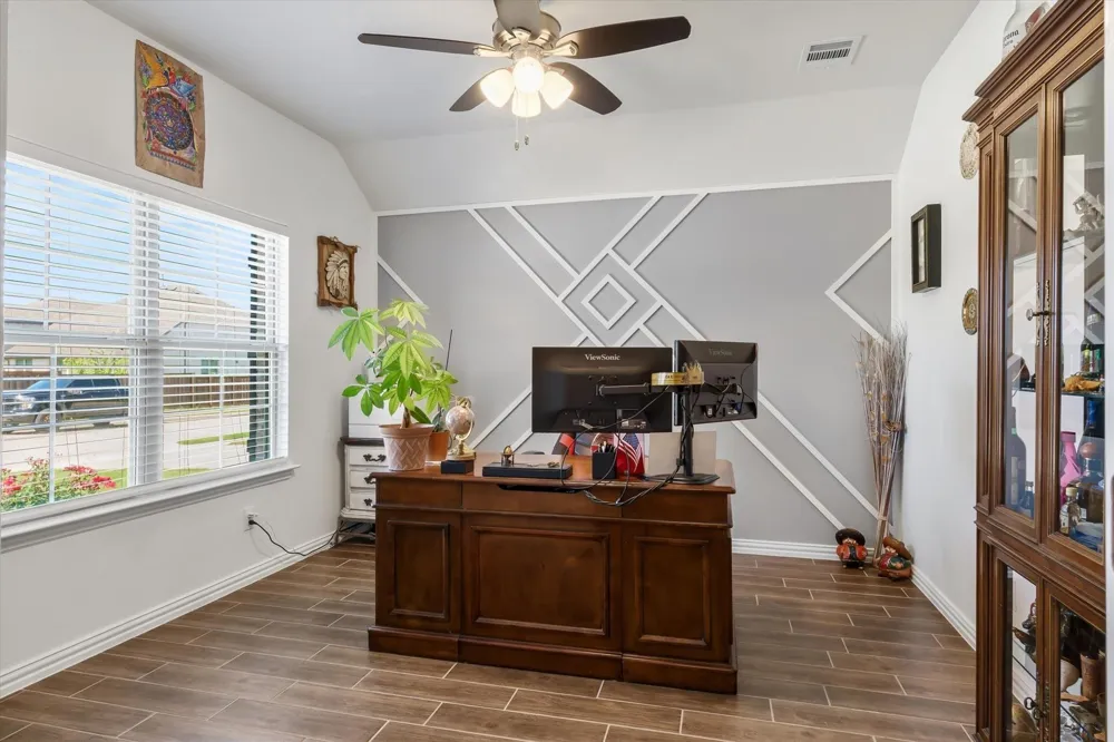 1284 Binfield Drive Forney, TX 75126