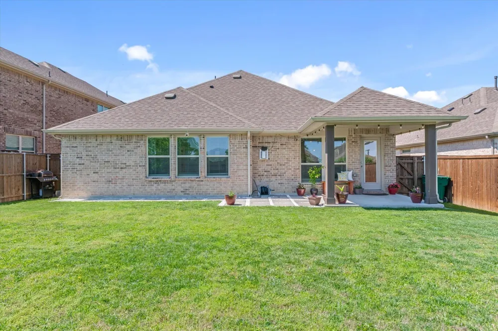 1284 Binfield Drive Forney, TX 75126